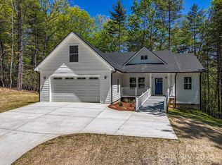 579 Knob Rd, Pisgah Forest, NC 28768