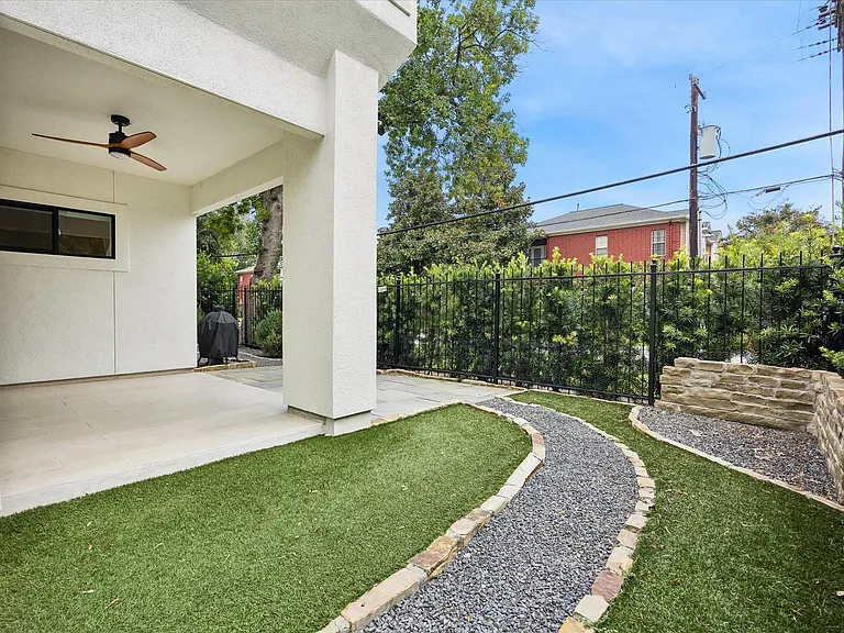 5104 Floyd St — Photo 23