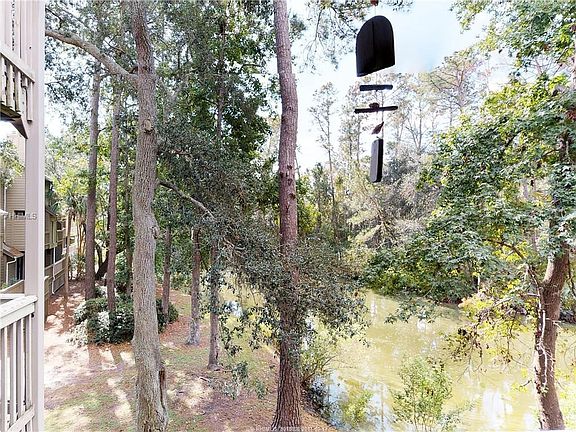 4th image of 50 Yacht Cove Dr