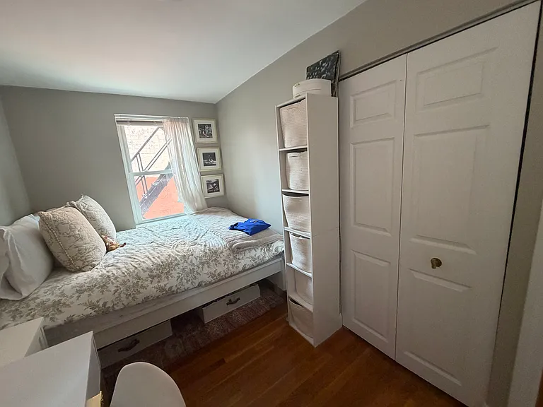 1 Wiget St #4 — Photo 14
