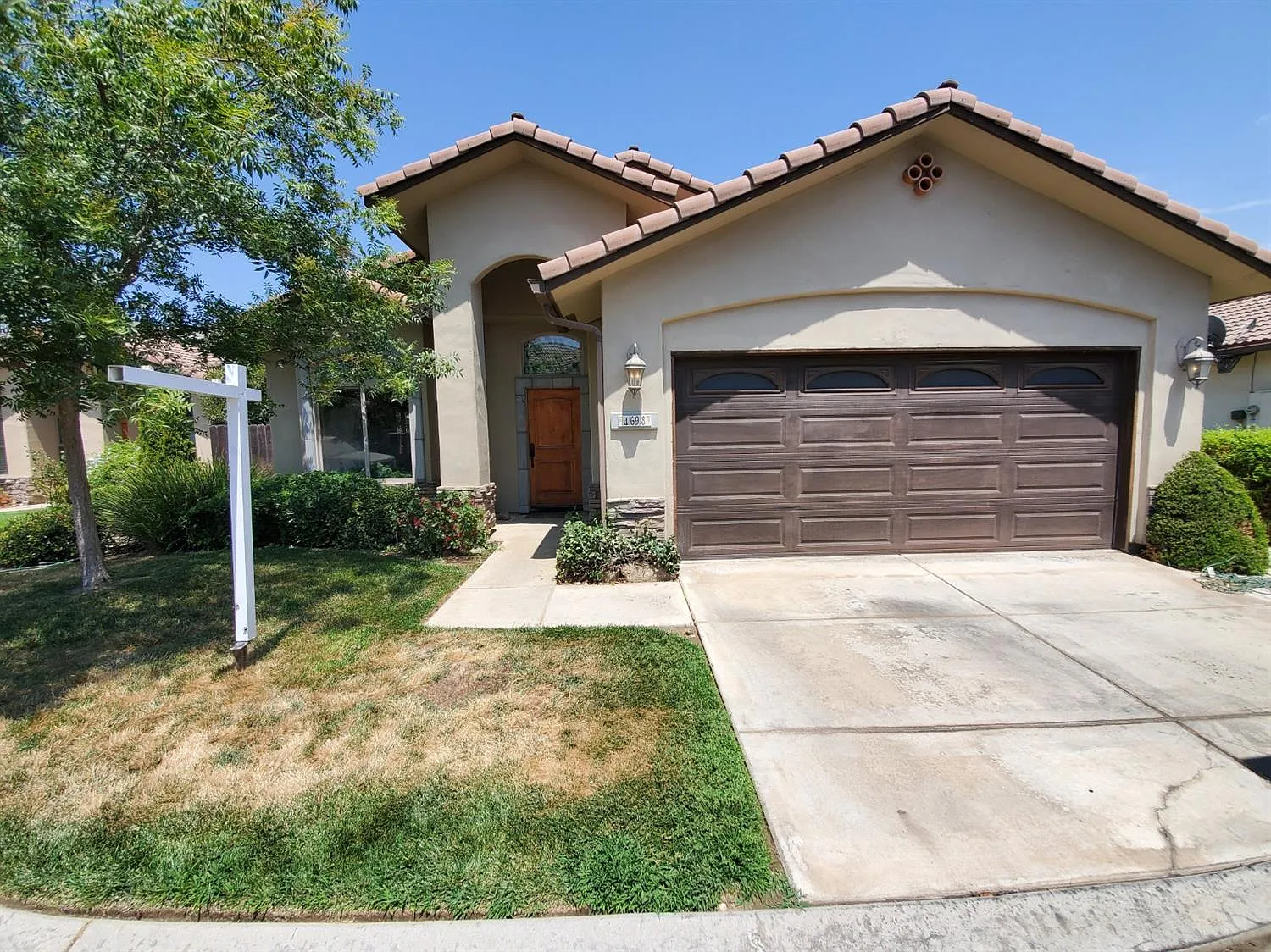 4698 W Rosetta Dr photo 1