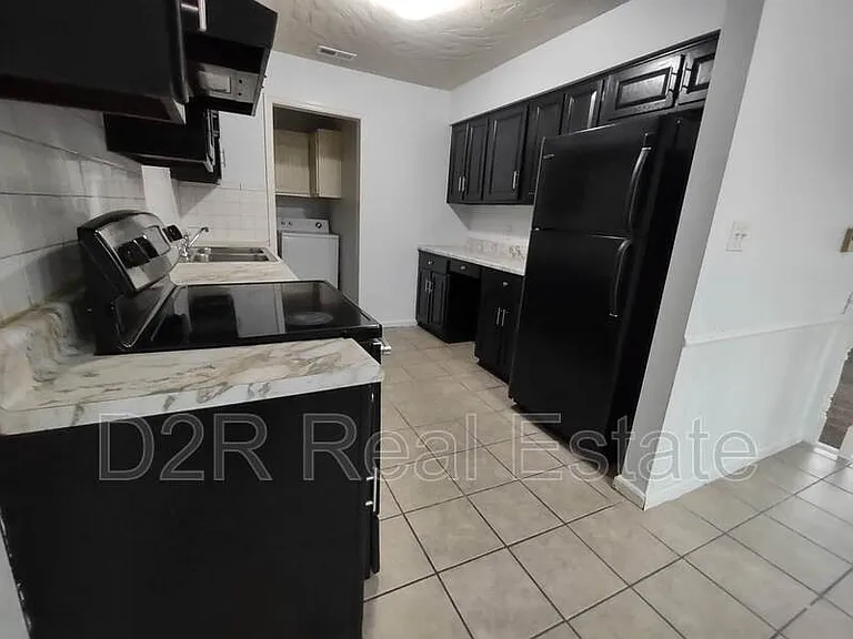 7819 Southfield Dr — Photo 26