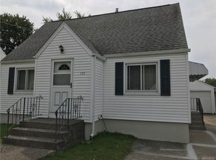 195 Chapel Ave, Cheektowaga, NY 14225