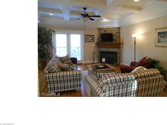 4th image of 137 Topside Ct