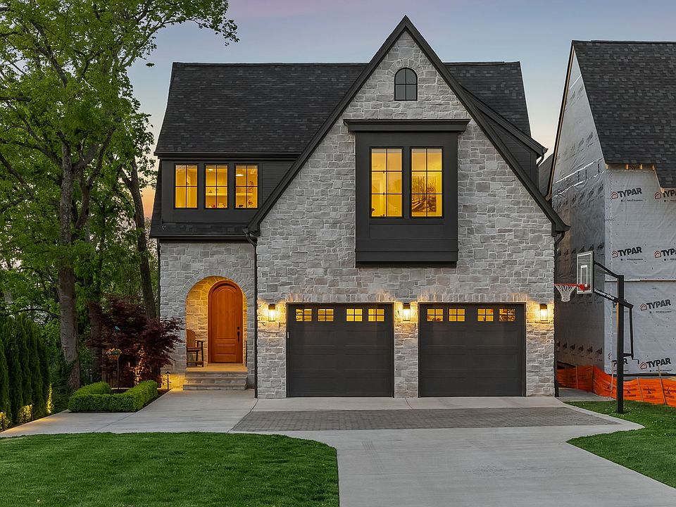 1st image of 2016B Galbraith Dr