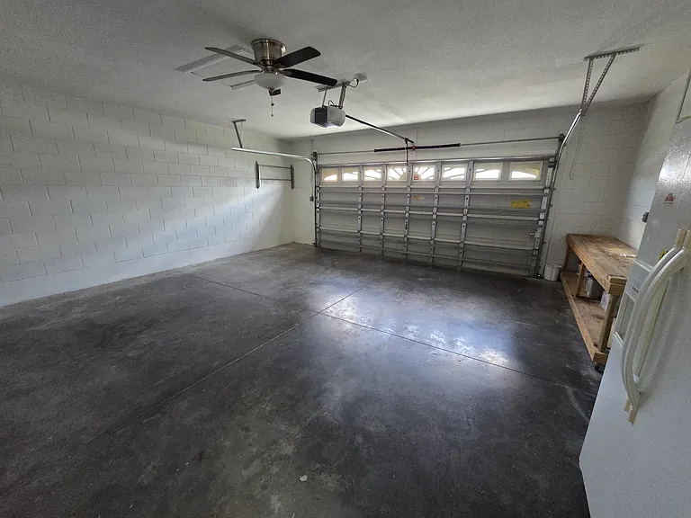 330 Aldershot Ct — Photo 13