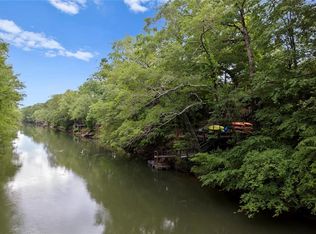 868 Red Fox Rd, Broken Bow, OK 74728