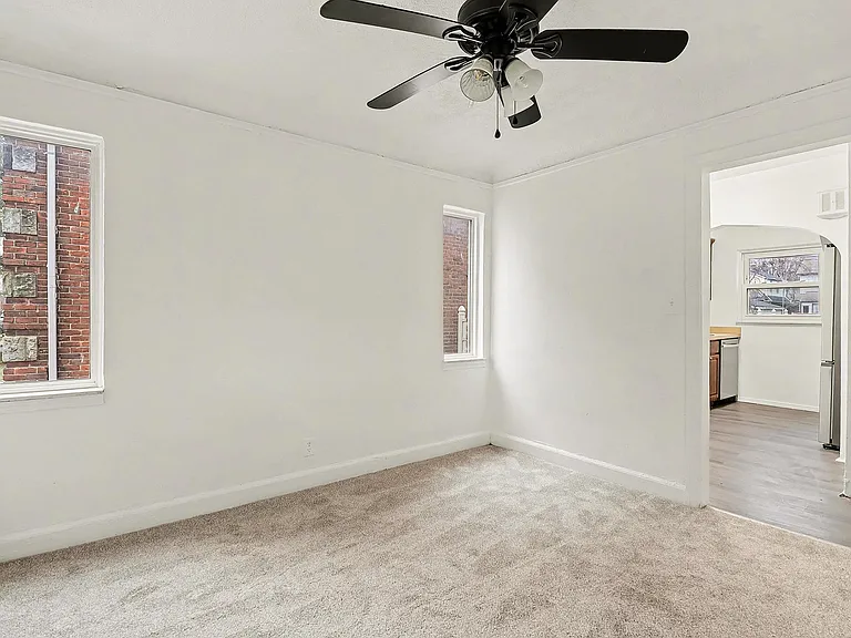5959 Newport St — Photo 5