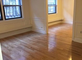 512 W Addison St APT 003, Chicago, IL 60613