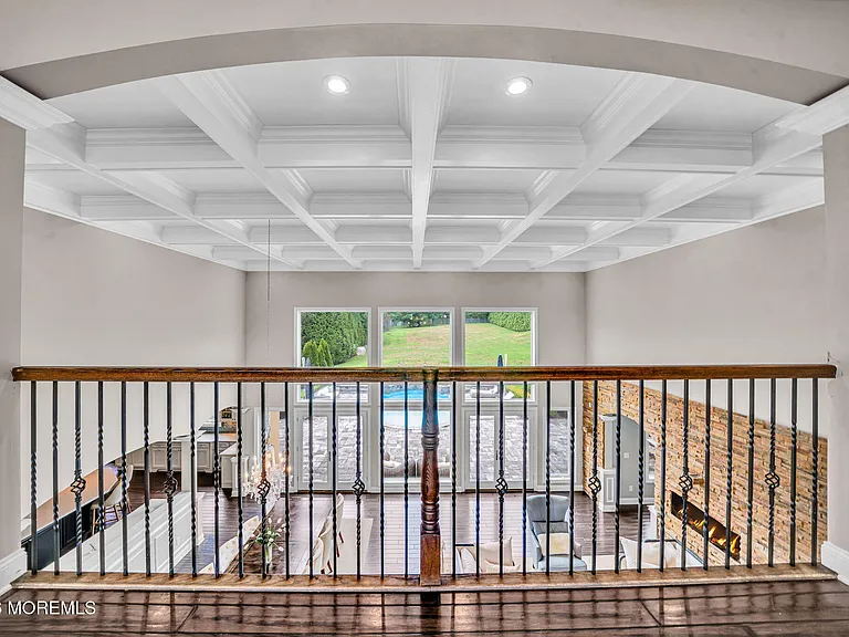 2 Hop Brook Ln — Photo 41
