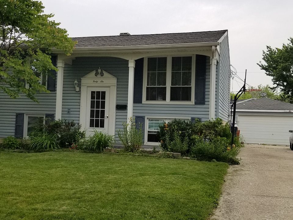1st image of 46 W Altgeld Ave