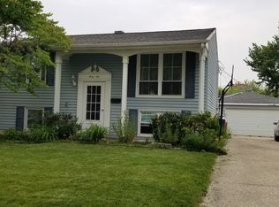 46 W Altgeld Ave, Glendale Heights, IL 60139