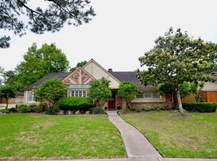 5927 Valkeith Dr, Houston, TX 77096