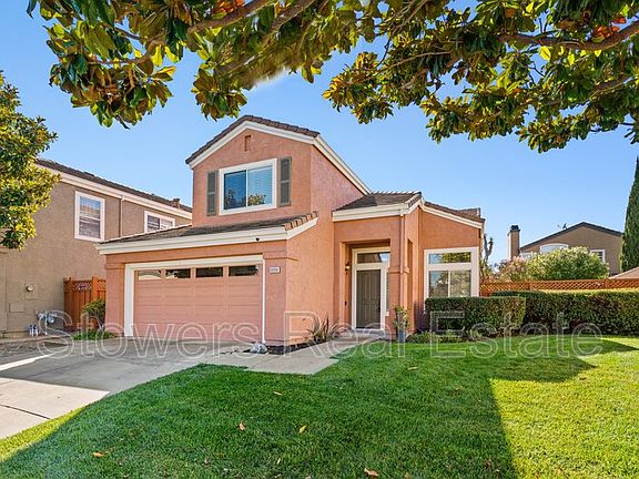 3rd image of 30209 Aragon Pl