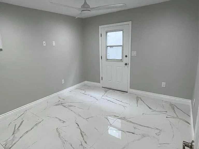 2663 E Harbor Blvd — Photo 17