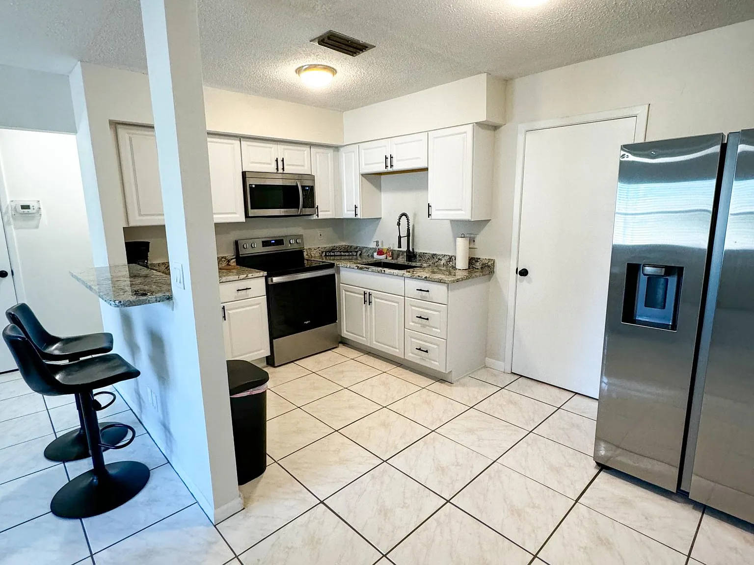 1295 S Prospect Ave — Photo 3