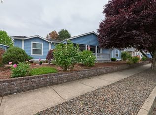856 NE Hide Away Dr, McMinnville, OR 97128