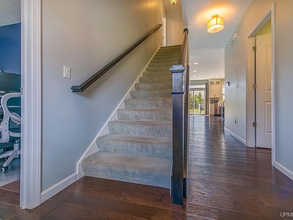 4th image of 709 Horizons Dr