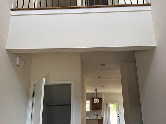 3rd image of 3079 Sawgrass Dr
