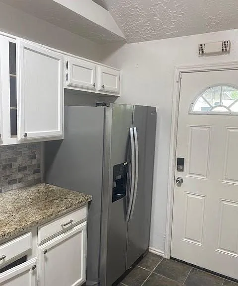 8511 1/2 Opalwood Ct — Photo 12