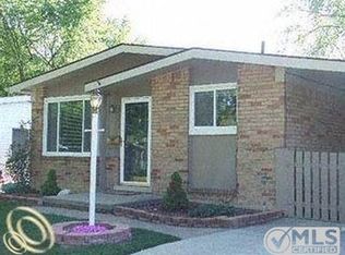4107 Edgeland Ave, Royal Oak, MI