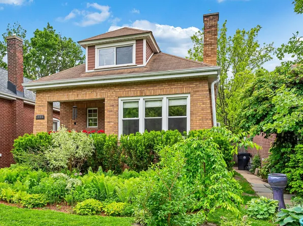 1806 Greenleaf St, Evanston, IL 60202