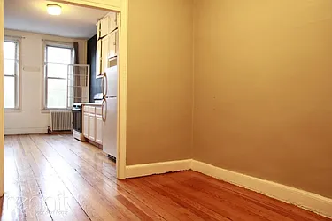 Rented by Rennit Inc.