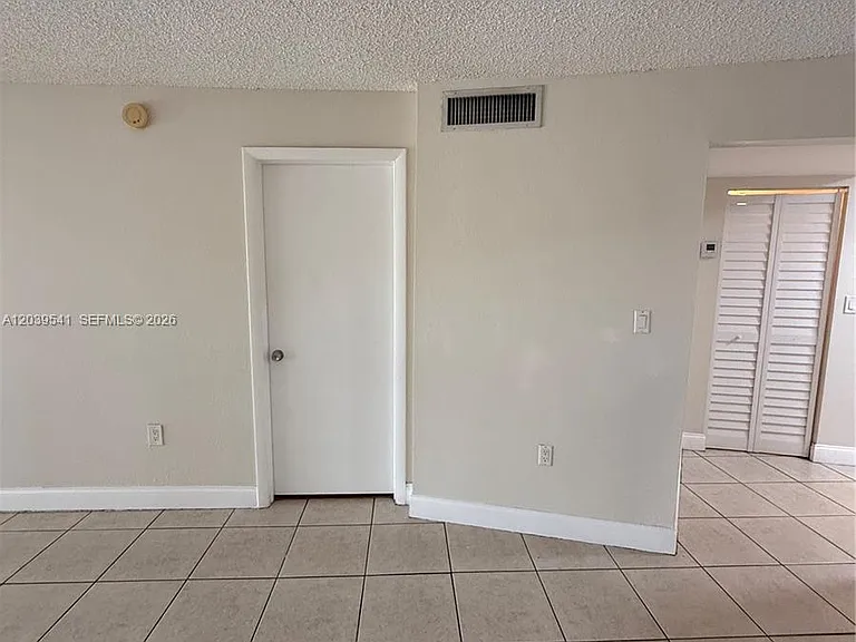 4205 N University Dr #309 — Photo 7