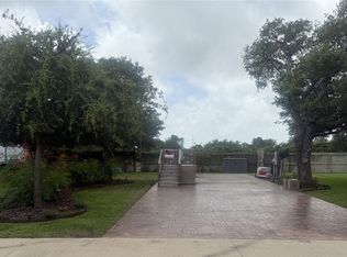 55 Augusta Cir, Aransas Pass, TX 78336