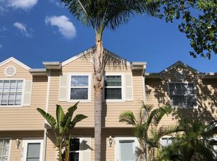 8521 J R Manor Dr, Tampa, FL 33634