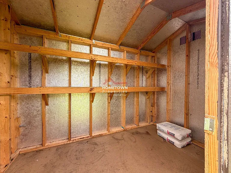 3613 Conley Dr — Photo 32
