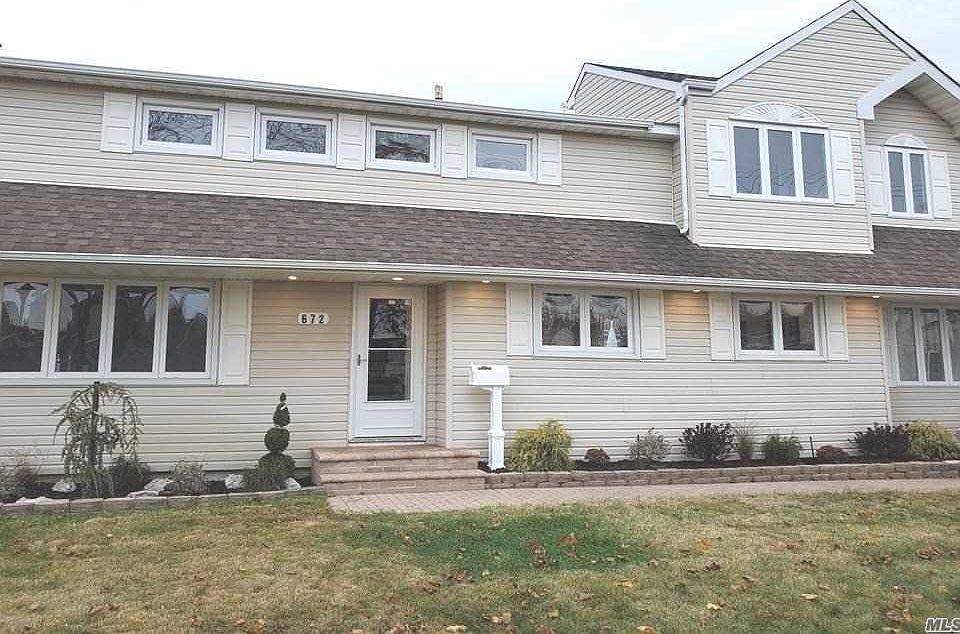 1st image of 672 N Dyre Ave
