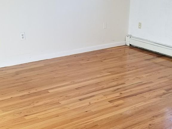 5th image of 3636 Palmer Ave #2
