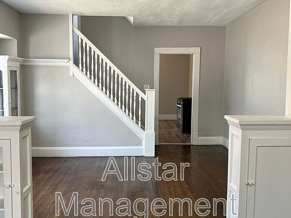 4th image of 8203 Denison Ave