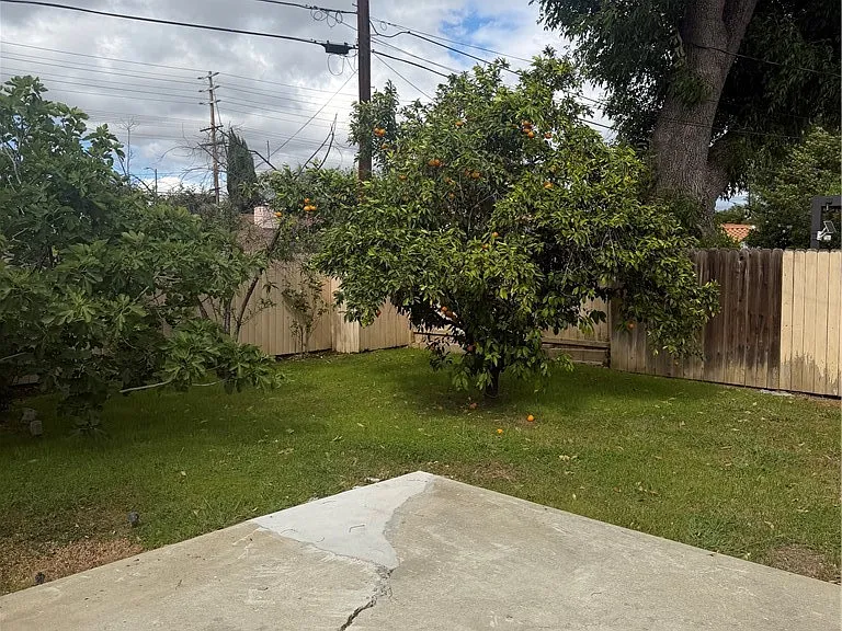 22149 Welby Way — Photo 16