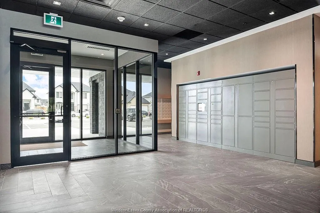 1 bed, 666 sqft, $2,135 — Photo 4