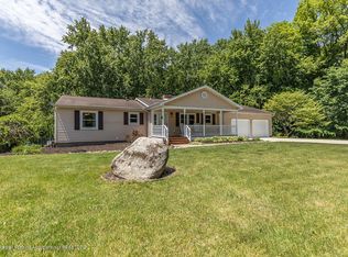 7421 Williams Rd, Lansing, MI 48911