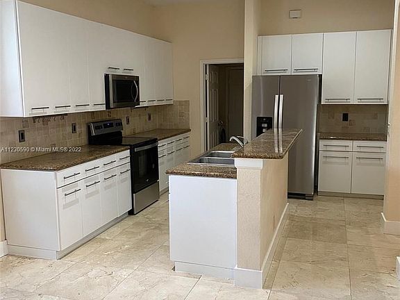 4th image of 1838 Mariners Ln #1838