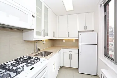 Rented by Pinnacle City Living