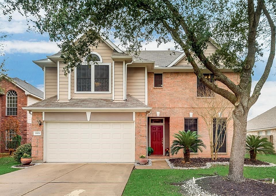 1st image of 10838 White Oak Point Ct
