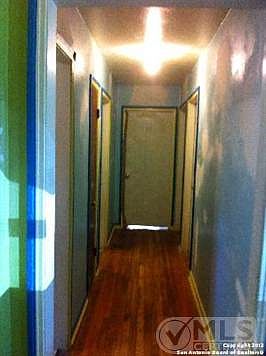 5th image of 155 Cyril Dr