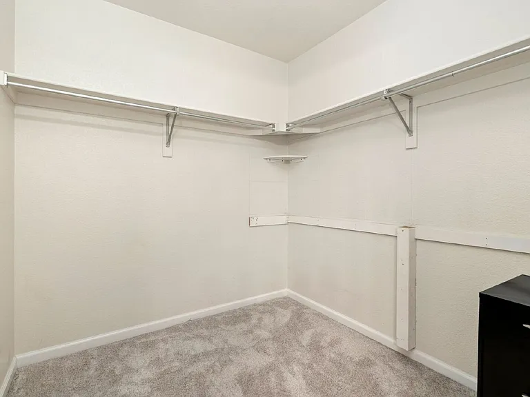 4635 Hahns Peak Dr #204 — Photo 12