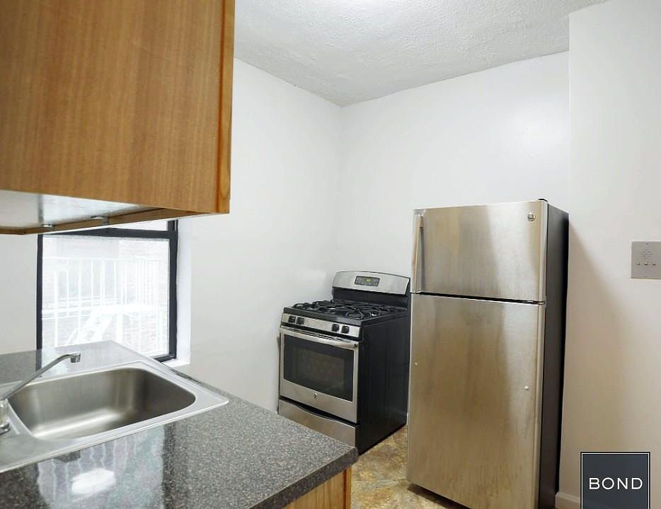 1st image of 124 Sherman Ave APT 9