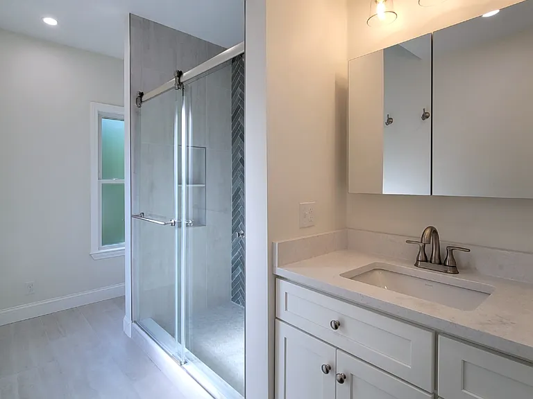 En Suite Bathroom
