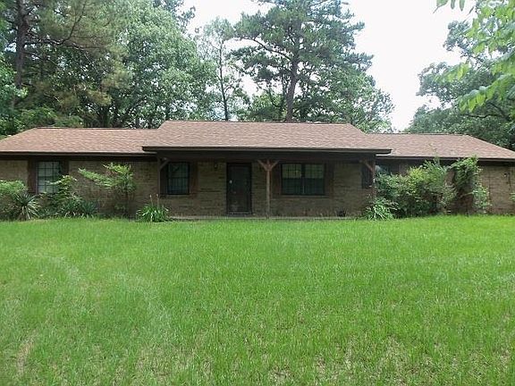 3rd image of 3668 County Road 176 E