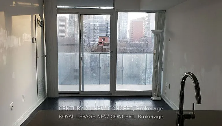 50 Wellesley St E #307 — Photo 4