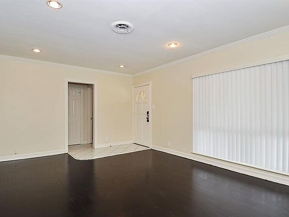 5th image of 5141 N Burwood Ave