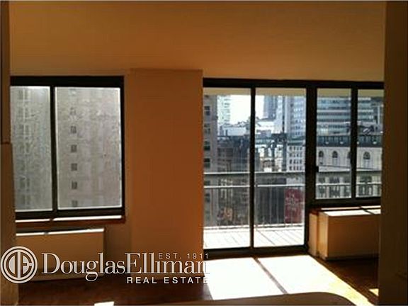 2nd image of 990 6th Ave APT 14J