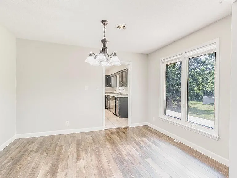 2400 Ridgefield Rd — Photo 19