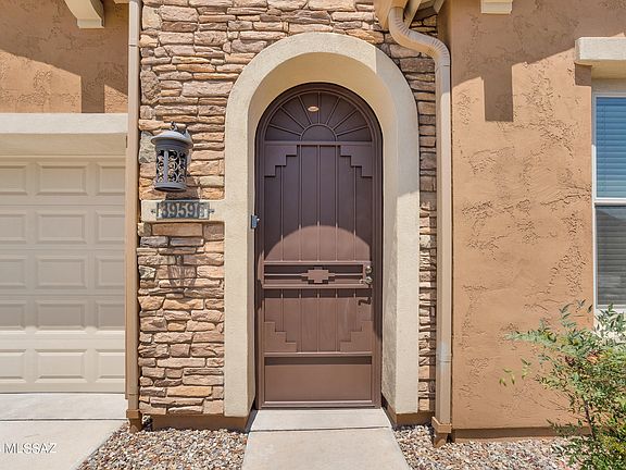 2nd image of 39596 S Summerwood Dr